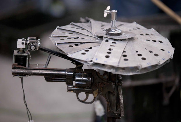 Guns making music in Juarez